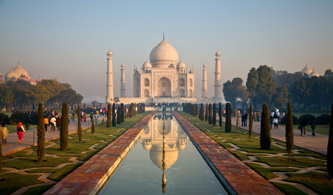 Taj-Mahal, Agra, India